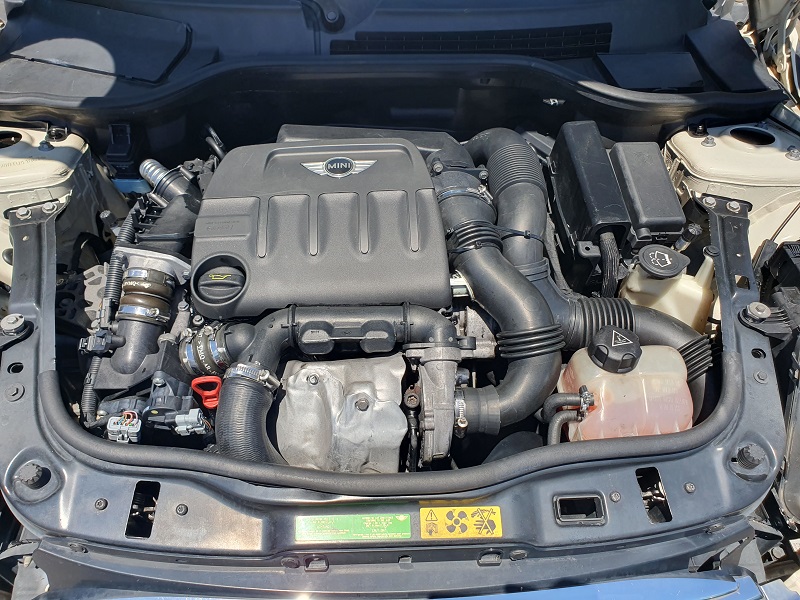 
								MINI Cooper D 1.6D 110CV Cooper D full									