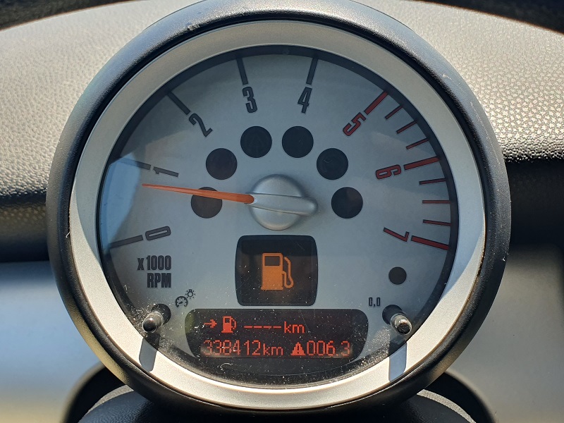 
								MINI Cooper D 1.6D 110CV Cooper D full									