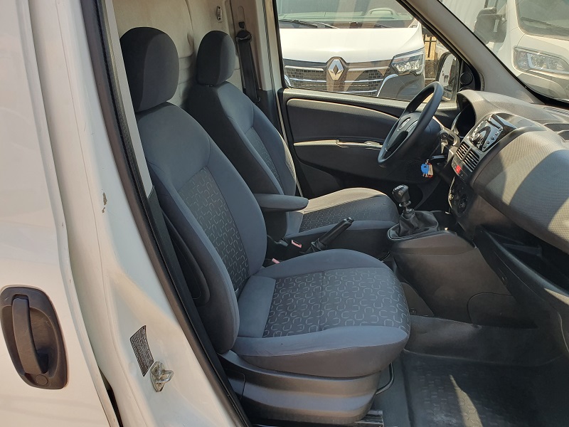 
								FIAT Doblò 1.6 MultiJet 105CV S&S E5 PC-TN Cargo SX full									