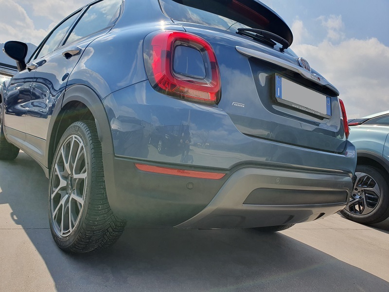 
								FIAT 500X 1.6 MJ-2 120CV S&S DCT City Cross Business full									