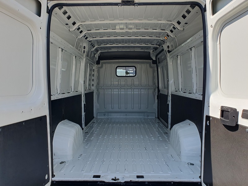 
								PEUGEOT Boxer 335 2.2 BlueHDi 140CV S&S FAP Cargo L3H2 full									