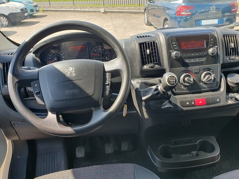 
								PEUGEOT Boxer 335 2.2 BlueHDi 140CV S&S FAP Cargo L3H2 full									