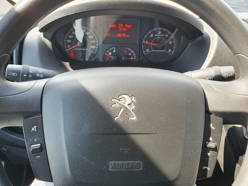 
								PEUGEOT Boxer 335 2.2 BlueHDi 140CV S&S FAP Cargo L3H2 full									