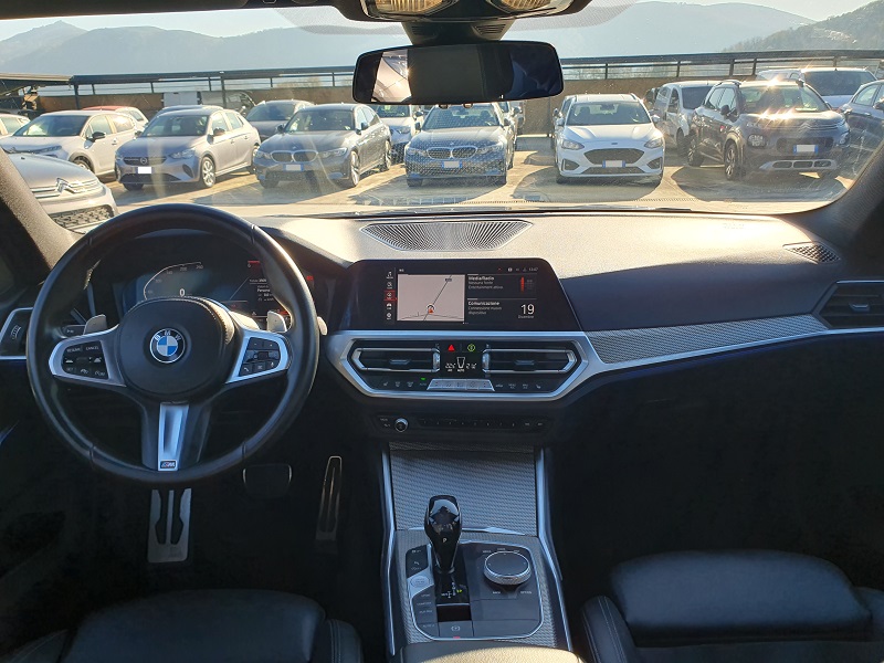 
								BMW Serie 3 320d 2.0 190CV S&S Automatic M-Sport full									