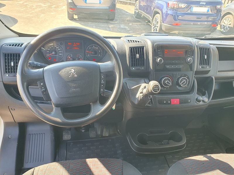 
								PEUGEOT Boxer 333 2.2 BlueHDI 140CV S&S Cargo L2H2 full									