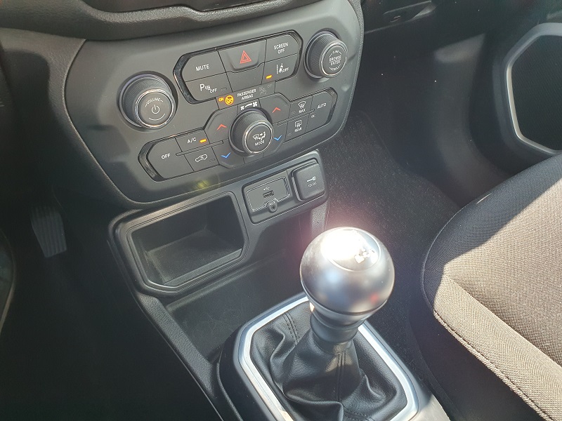 
								JEEP Renegade 1.0 FireFly 120CV S&S 2WD Business full									