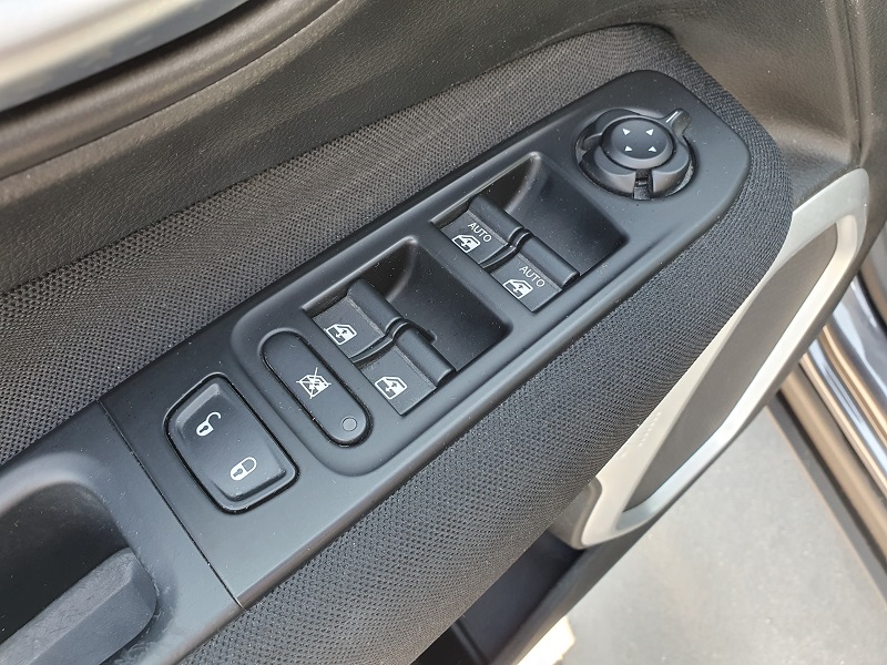
								JEEP Renegade 1.0 FireFly 120CV S&S 2WD Business full									
