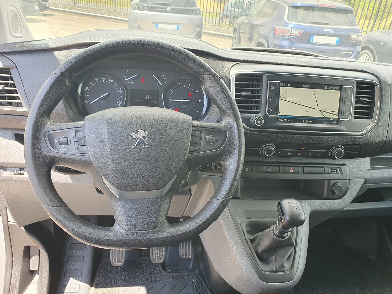 
								PEUGEOT Expert 2.0 BlueHDI 120CV S&S L3H1 Cargo Premium Long full									