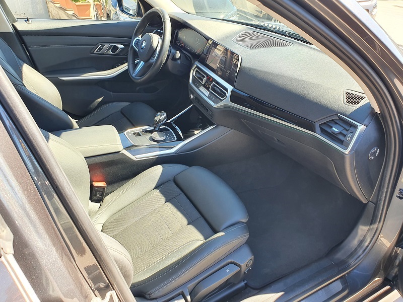 
								BMW Serie 3 320d 2.0 190CV Mild-Hybrid 48V Automatic Sport full									