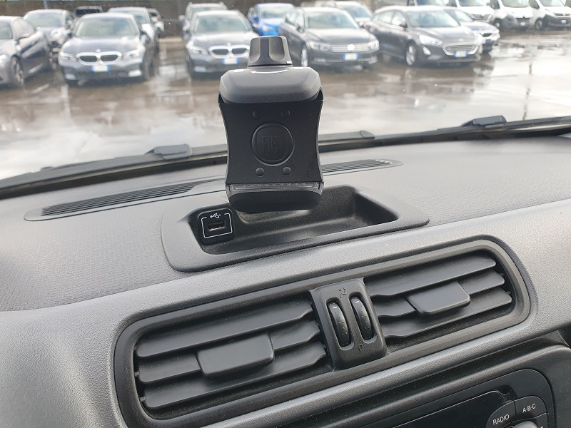 
								FIAT Panda 1.0 FireFly 70CV S&S Hybrid City Cross full									