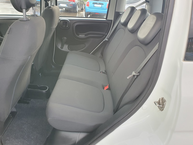 
								FIAT Panda 1.0 FireFly 70CV S&S Hybrid City Cross full									