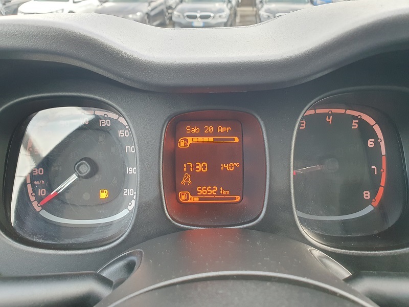 
								FIAT Panda 1.0 FireFly 70CV S&S Hybrid City Cross full									