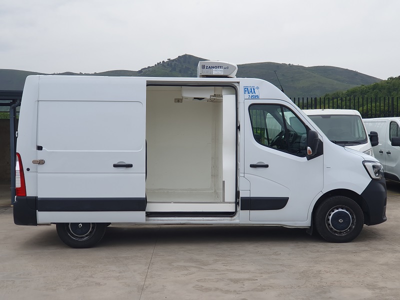 
								Renault Master T35 2.3 dCi 135CV L2H2 FNAX 0°C ICE full									