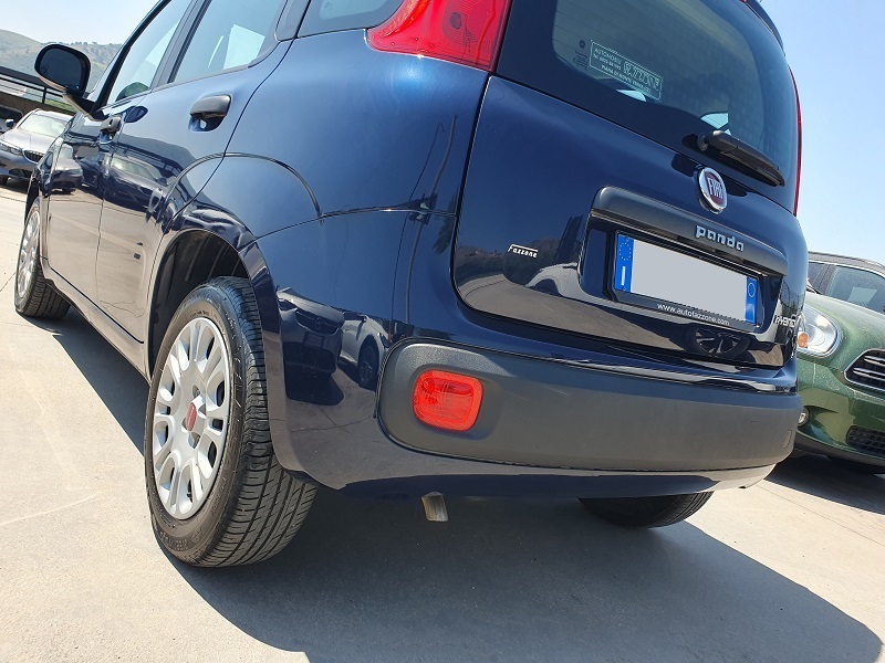 
								FIAT Panda 1.0 FireFly 70CV S&S Hybrid Easy full									