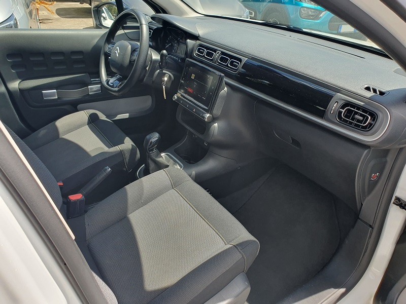 
								CITROËN C3 1.2 PureTech 83CV S&S Shine full									
