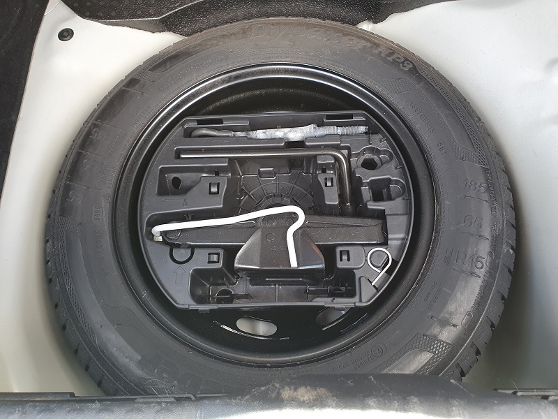 
								CITROËN C3 1.2 PureTech 83CV S&S Shine full									