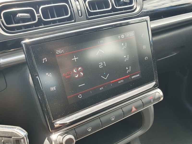 
								CITROËN C3 1.2 PureTech 83CV S&S Shine full									