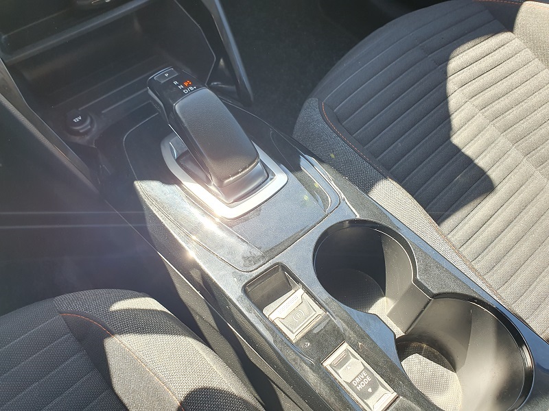 
								Peugeot e-208 136CV Motore Elettrico Active Pack 50kWh full									