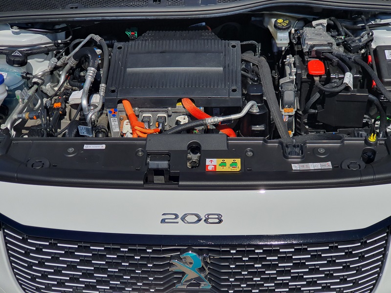 
								Peugeot e-208 136CV Motore Elettrico Active Pack 50kWh full									