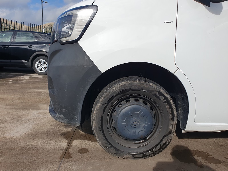 
								Renault Master T35 2.3 dCi 135CV L3H2 P. Lat. ICE full									
