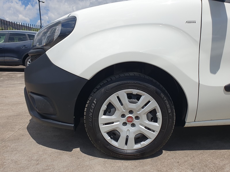 
								FIAT Doblò 1.6 MultiJet-2 105CV E6 S&S Doppia Porta Lat. Lounge full									