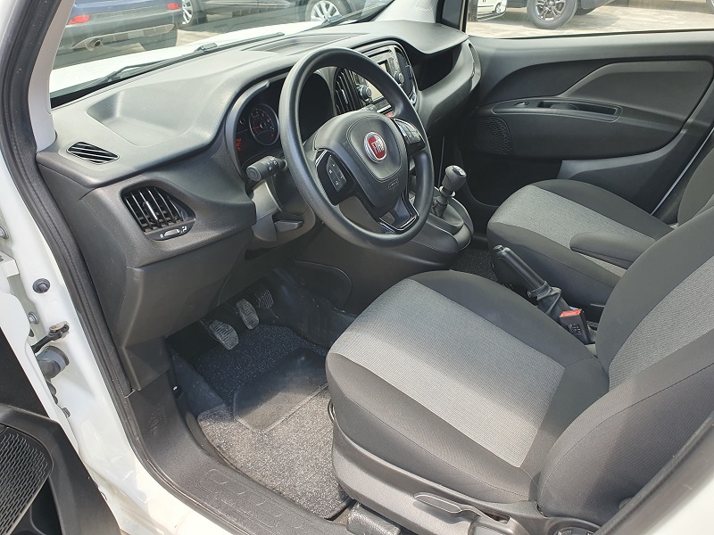 
								FIAT Doblò 1.6 MultiJet-2 105CV E6 S&S Doppia Porta Lat. Lounge full									