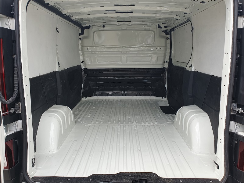 
								FIAT Talento 2.0 EcoJet 120CV S&S CH1 10Q Cargo full									