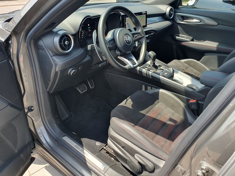 
								ALFA ROMEO Tonale 1.5 Hybrid 130CV TCT7 Edizione Speciale full									