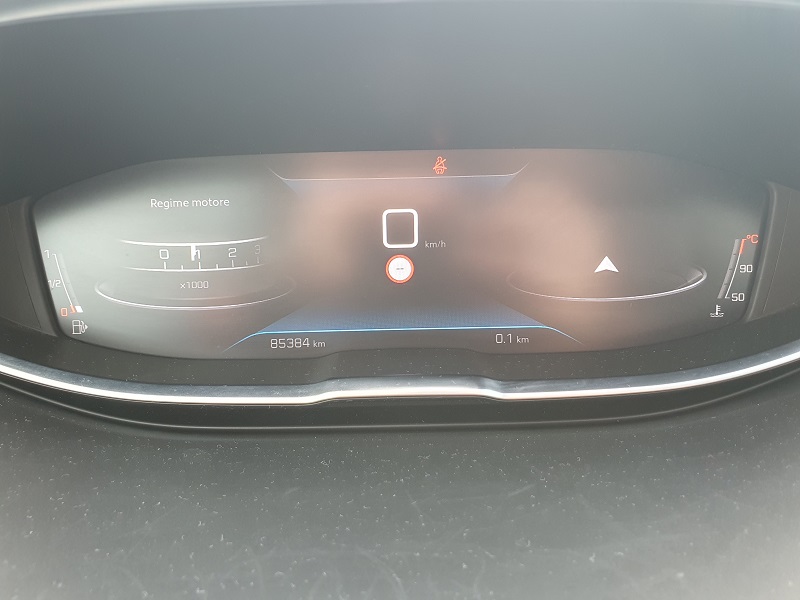 
								PEUGEOT 5008 1.5 BlueHDI 130CV S&S Allure full									