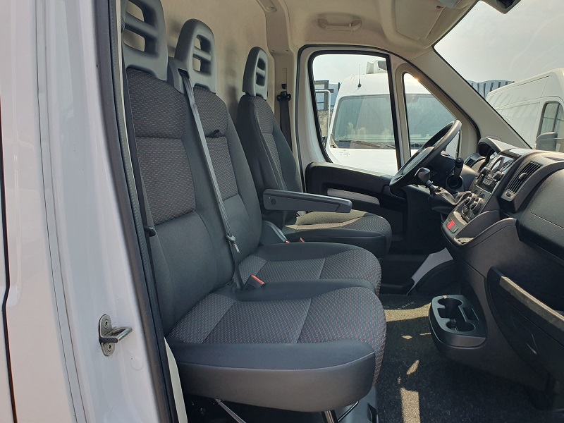 
								CITROËN Jumper 33 2.2 BlueHDi 120CV S&S L1H1 Cargo full									