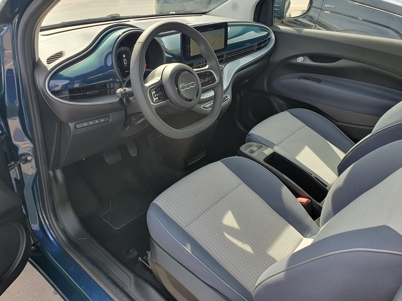 
								FIAT Nuova 500e 118CV Berlina 3 Porte Icon 42kWh full									