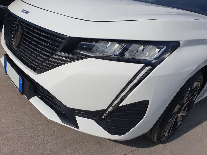 
								PEUGEOT 308 SW 1.5 BlueHDI 130CV S&S EAT8 Allure Pack full									