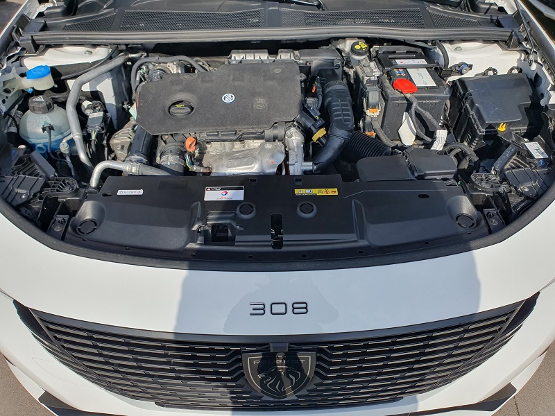 
								PEUGEOT 308 SW 1.5 BlueHDI 130CV S&S EAT8 Allure Pack full									
