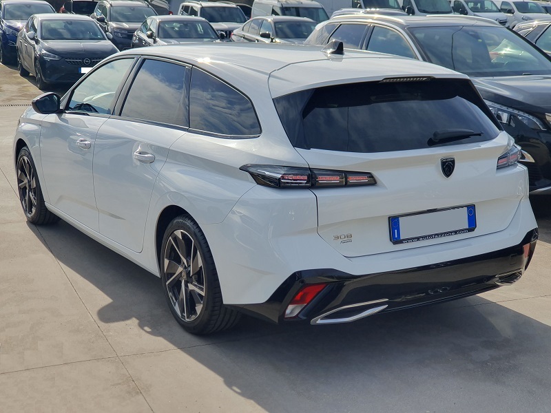 
								PEUGEOT 308 SW 1.5 BlueHDI 130CV S&S EAT8 Allure Pack full									