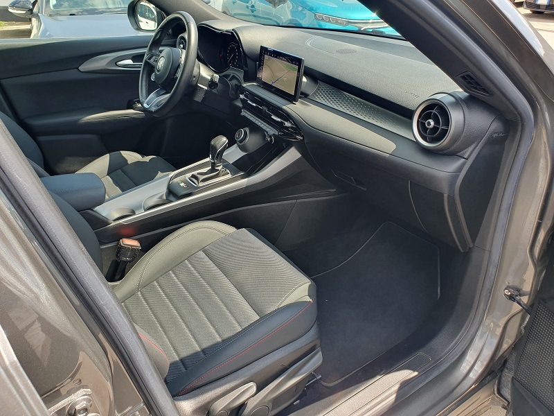 
								ALFA ROMEO Tonale 1.6 Diesel 130CV S&S TCT6 Sprint full									