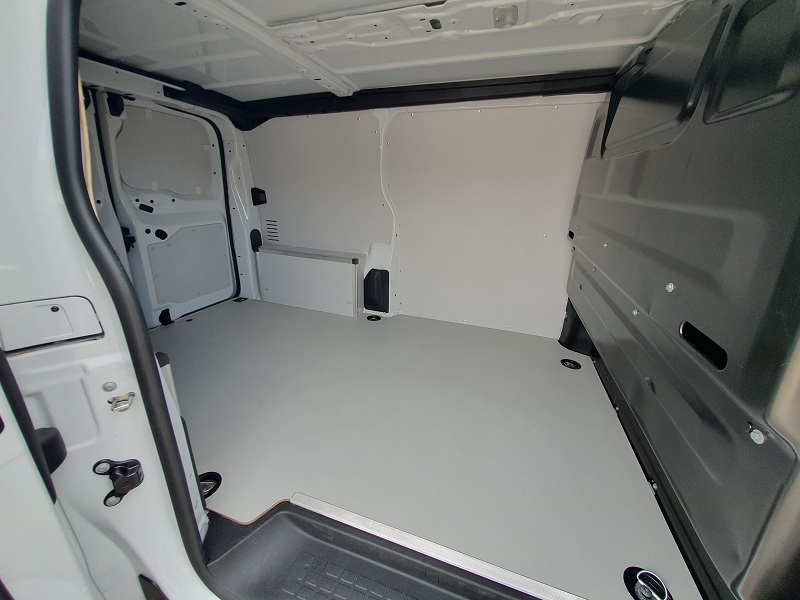 
								FIAT Scudo 2.0 BlueHDI 145CV S&S Cargo L2H1 Business full									