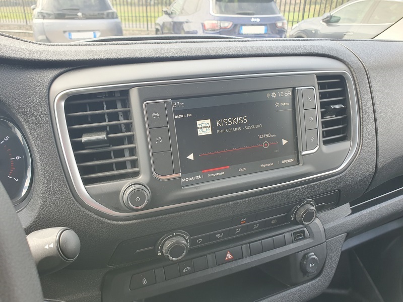 
								FIAT Scudo 2.0 BlueHDI 145CV S&S Cargo L2H1 Business full									
