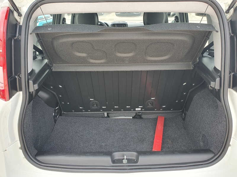 
								FIAT Panda 1.0 FireFly 70CV S&S Hybrid MY24 full									