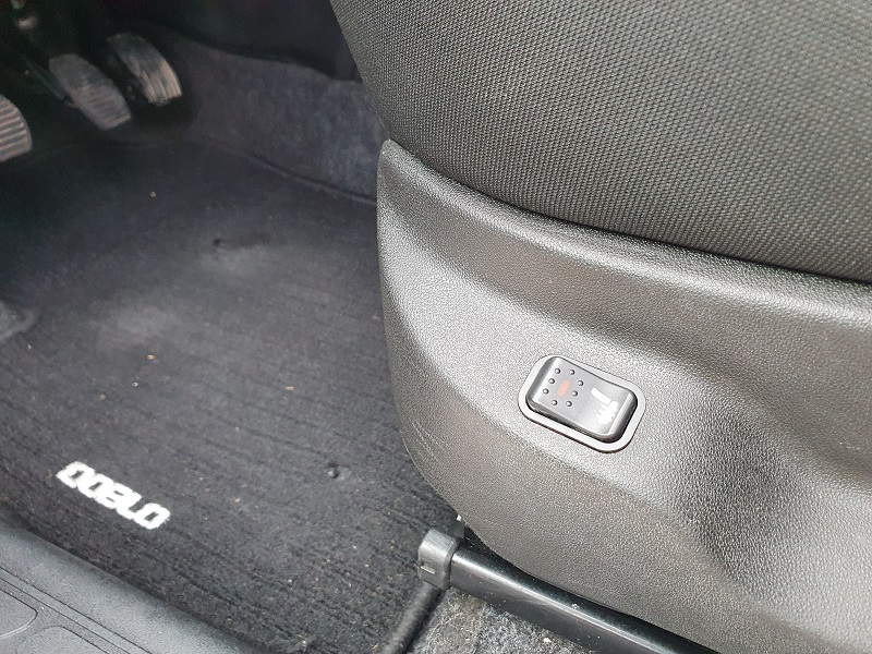 
								FIAT Doblò 1.3 MultiJet-2 95CV E6 PC-TN Combi N1 full									