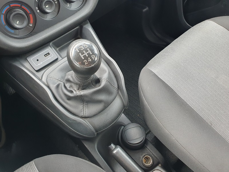
								FIAT Doblò 1.3 MultiJet-2 95CV E6 PC-TN Combi N1 full									