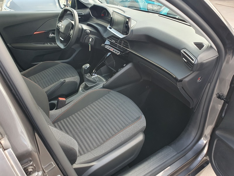 
								PEUGEOT 208 1.2 PureTech 75CV S&S Active Pack full									
