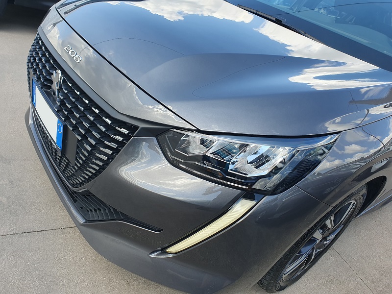 
								PEUGEOT 208 1.2 PureTech 75CV S&S Active Pack full									