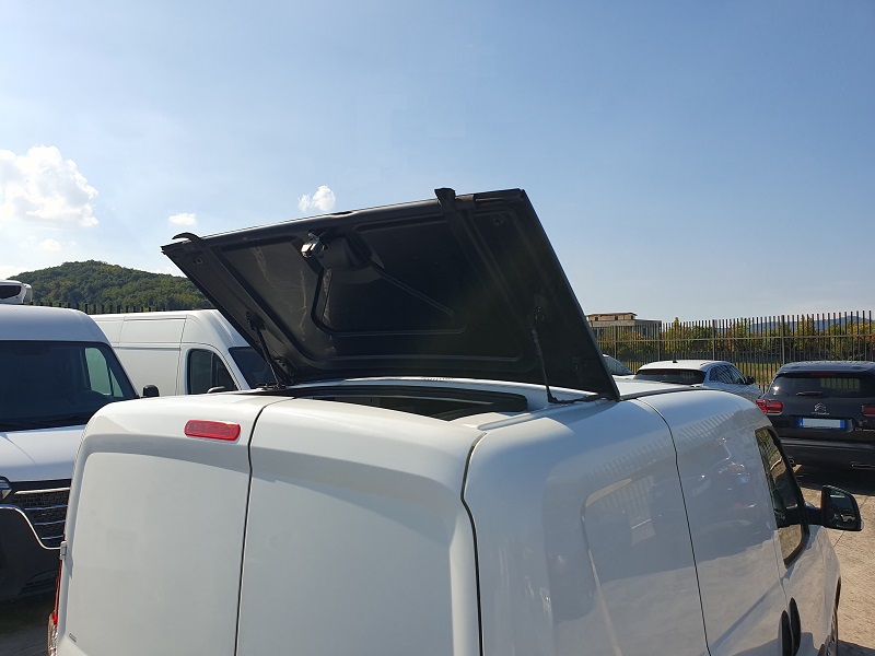 
								FIAT Professional Doblò 1.6 MJ-2 120CV PC-TN Cargo 3 Posti P. Lat. Lounge full									