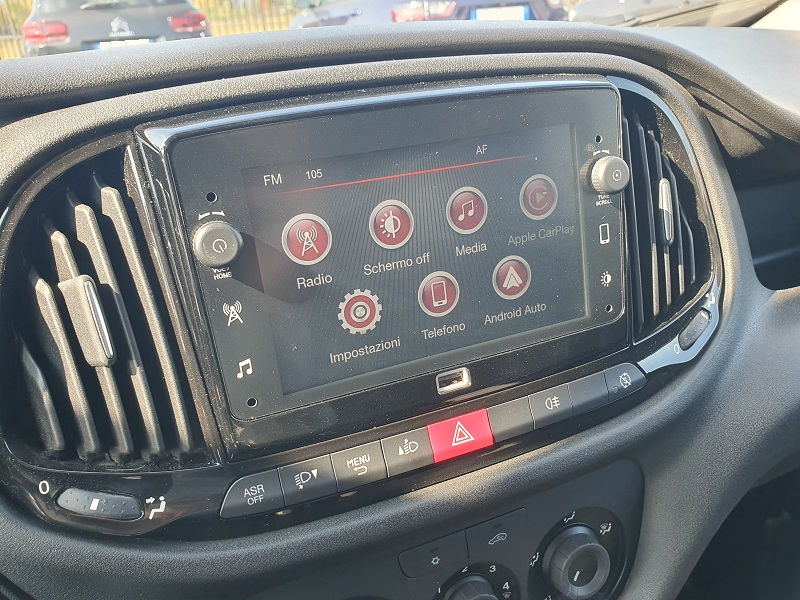 
								FIAT Professional Doblò 1.6 MJ-2 120CV PC-TN Cargo 3 Posti P. Lat. Lounge full									