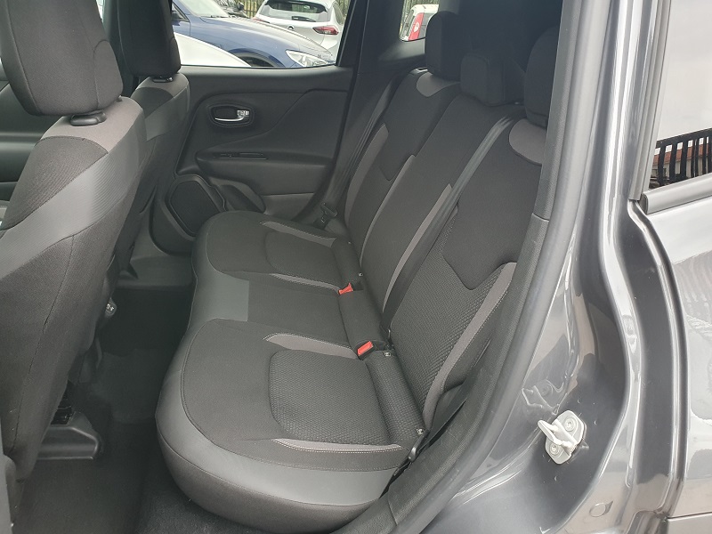 
								JEEP Renegade 1.3 T4 190CV PHEV AT6 4xe Limited full									