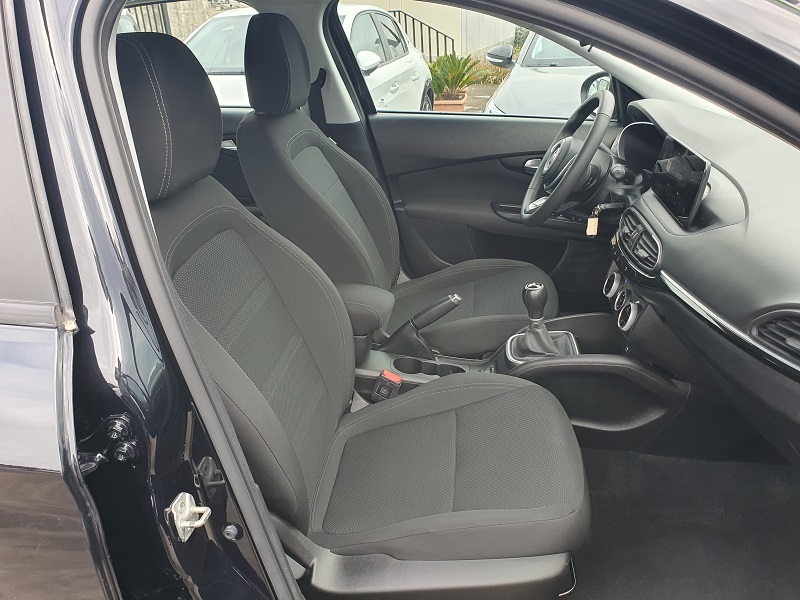 
								FIAT Tipo 1.3 MultiJet-2 95CV 5 Porte CityLife full									