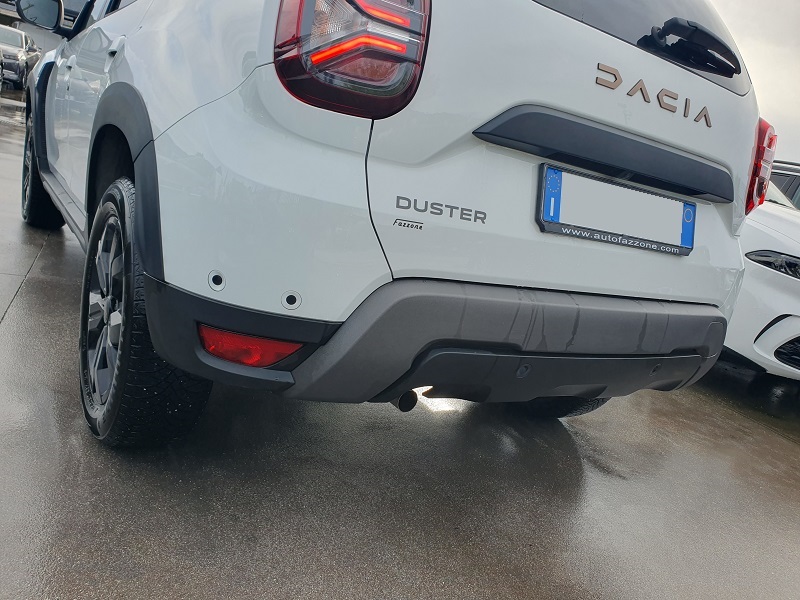 
								DACIA Duster 1.0 TCe 101CV GPL 4×2 Extreme full									