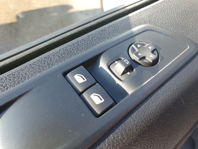 
								CITROËN Jumpy 1.5 BlueHDi 120CV L2H1 Cargo M Comfort full									