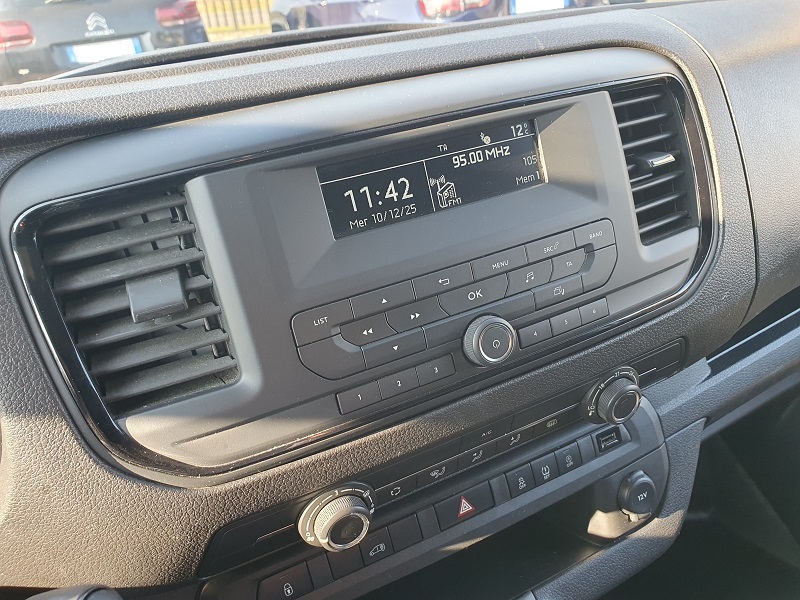 
								CITROËN Jumpy 1.5 BlueHDi 120CV L2H1 Cargo M Comfort full									