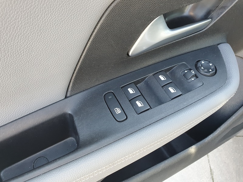 
								OPEL Mokka 1.5 Diesel 110CV Elegance full									